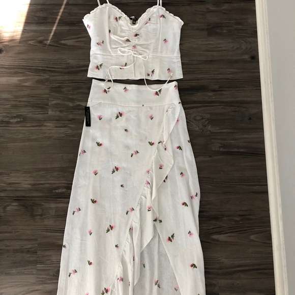 AFRM Sunset Linen Asymmetrical skirt and Tankk - Picture 3 of 9